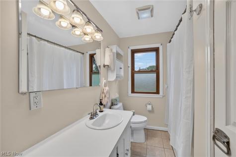 309 Hafely Drive Lorain OH 44052