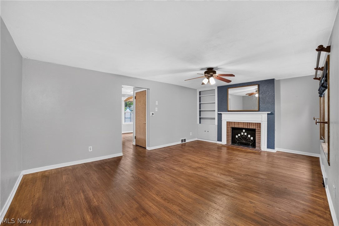 309 Hafely Drive Lorain OH 44052