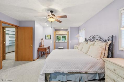 3230 Ethan Allen Road Barberton OH 44203