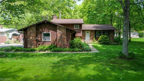 5305 Beechwood Road Ravenna OH 44266