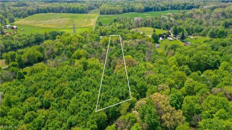 5305 Beechwood Road Ravenna OH 44266