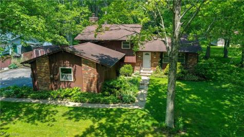 5305 Beechwood Road Ravenna OH 44266