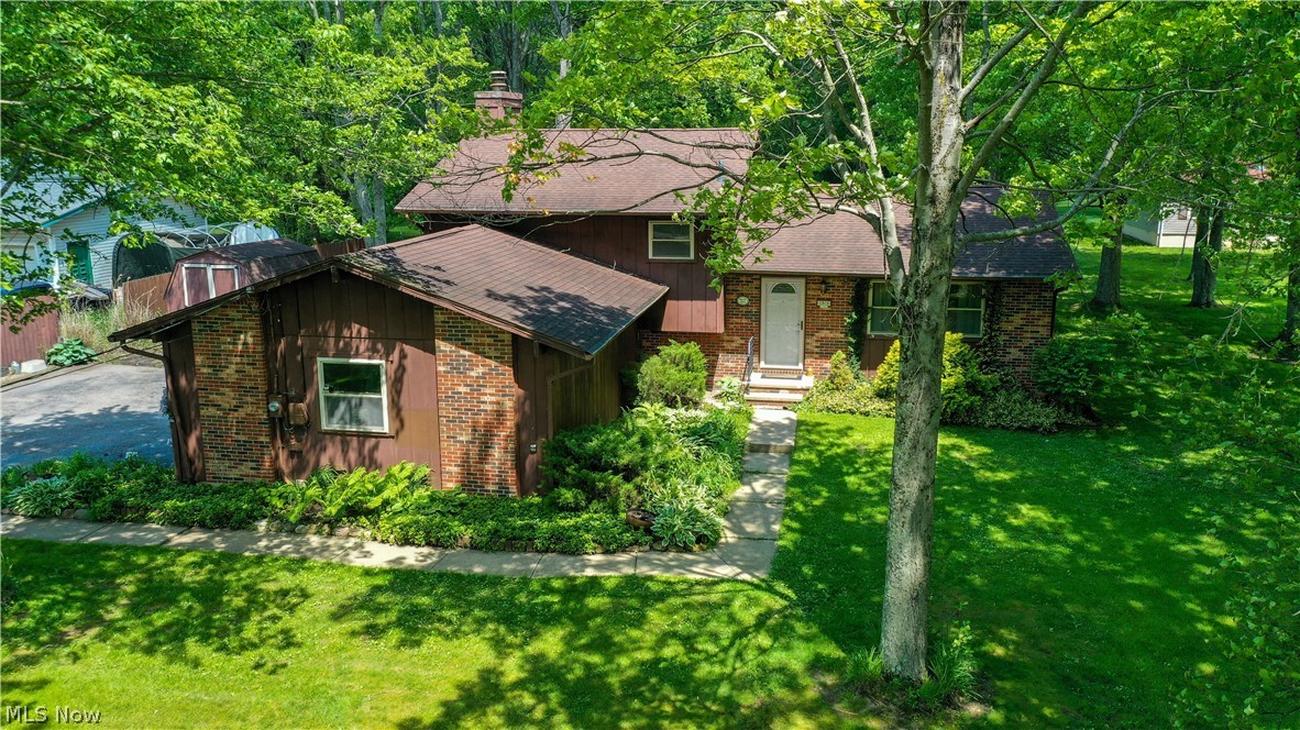 5305 Beechwood Road Ravenna OH 44266