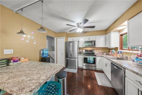 5305 Beechwood Road Ravenna OH 44266