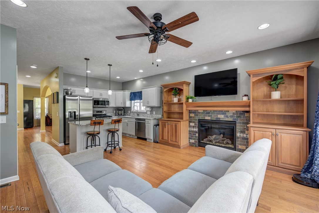 3677 Foothills Boulevard Willoughby OH 44094