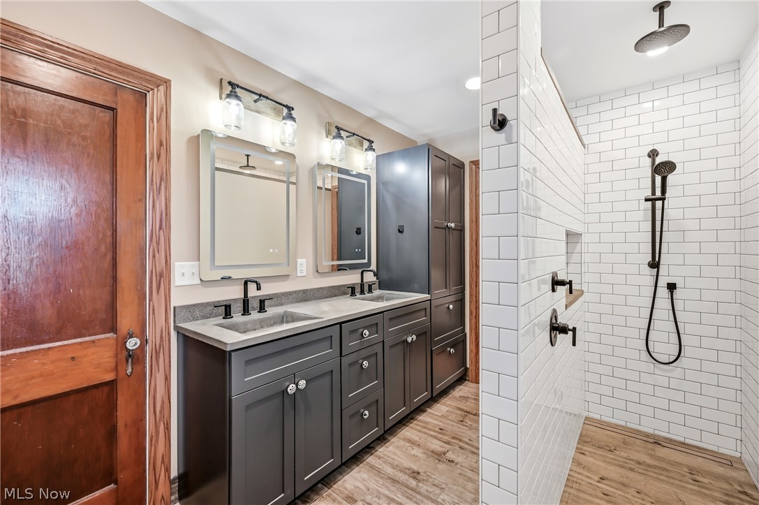 8305 Columbiana Canfield Road Canfield OH 44406