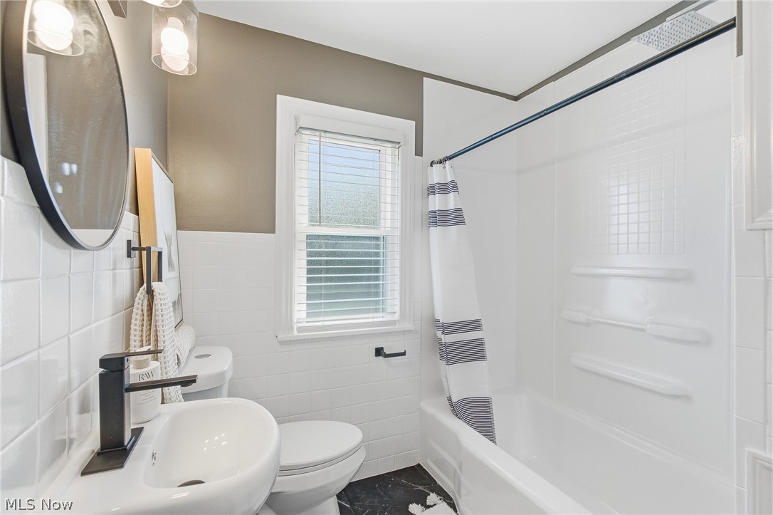 21050 Goller Avenue Euclid OH 44119