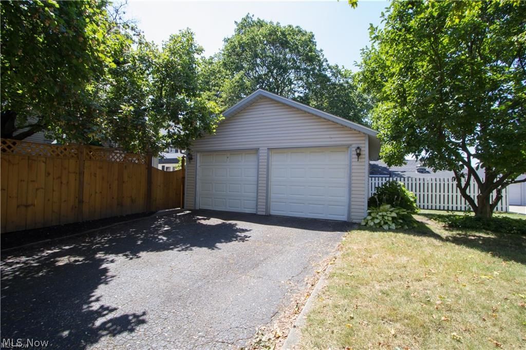 515 N Firestone Boulevard Akron OH 44301