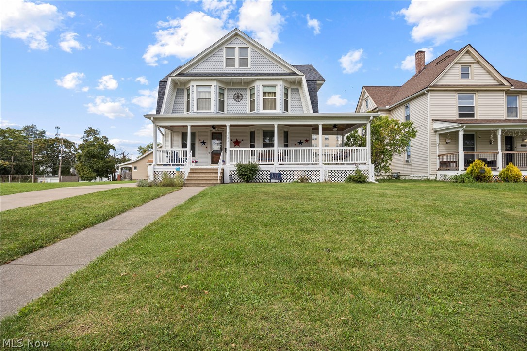 1032 W 4th Street Lorain OH 44052