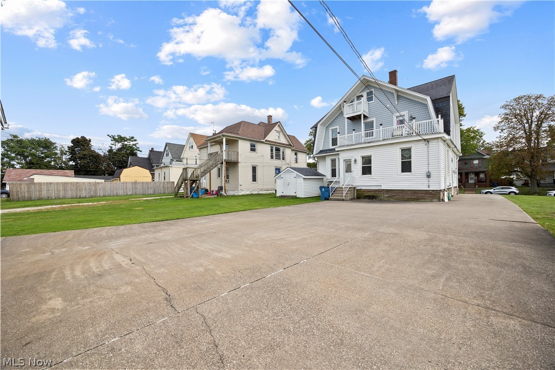 1032 W 4th Street Lorain OH 44052