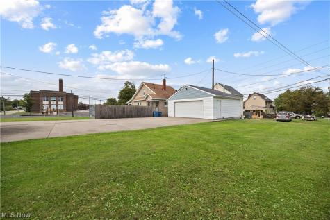 1032 W 4th Street Lorain OH 44052