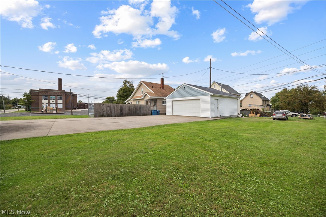 1032 W 4th Street Lorain OH 44052