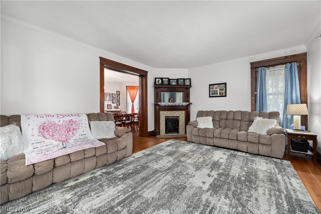 1032 W 4th Street Lorain OH 44052