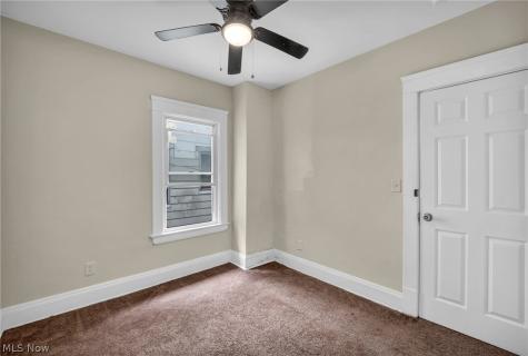9013 Kempton Avenue Cleveland OH 44108