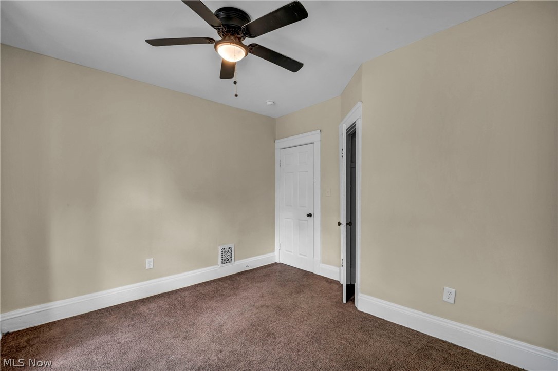 9013 Kempton Avenue Cleveland OH 44108