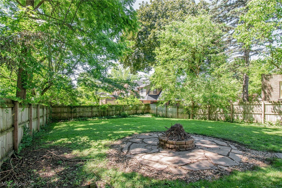 1270 Delia Avenue Akron OH 44320