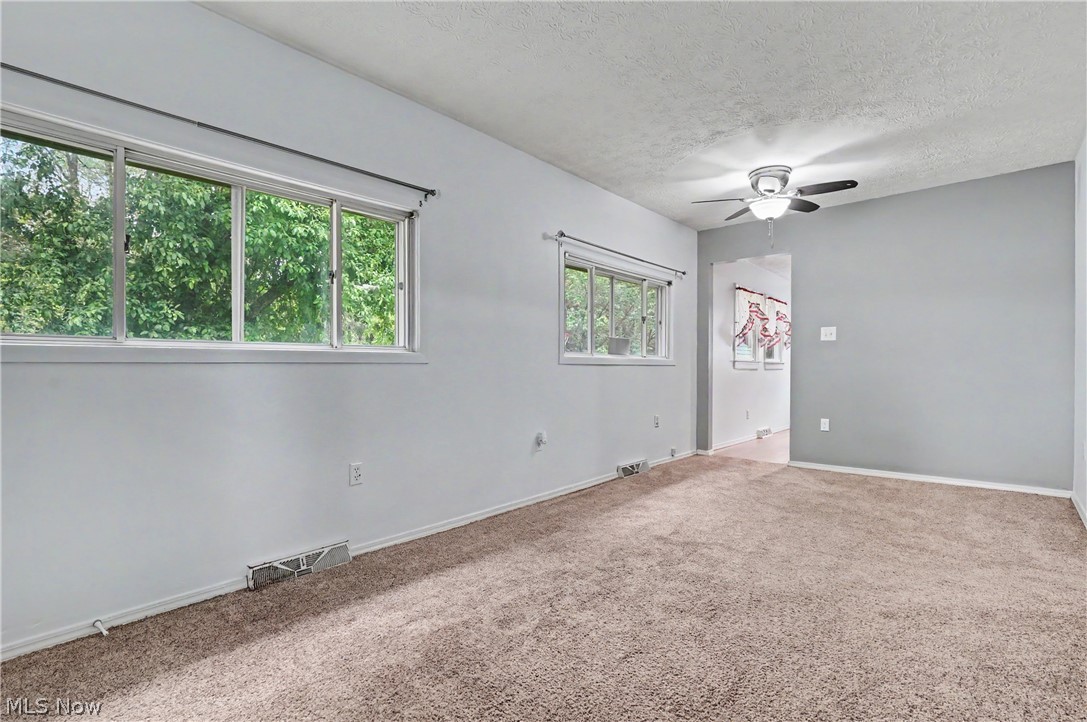 955 Howe Road Kent OH 44240