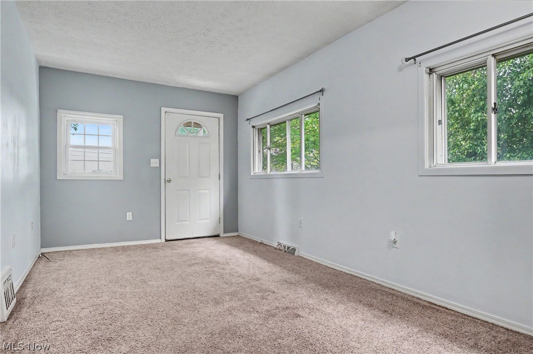 955 Howe Road Kent OH 44240