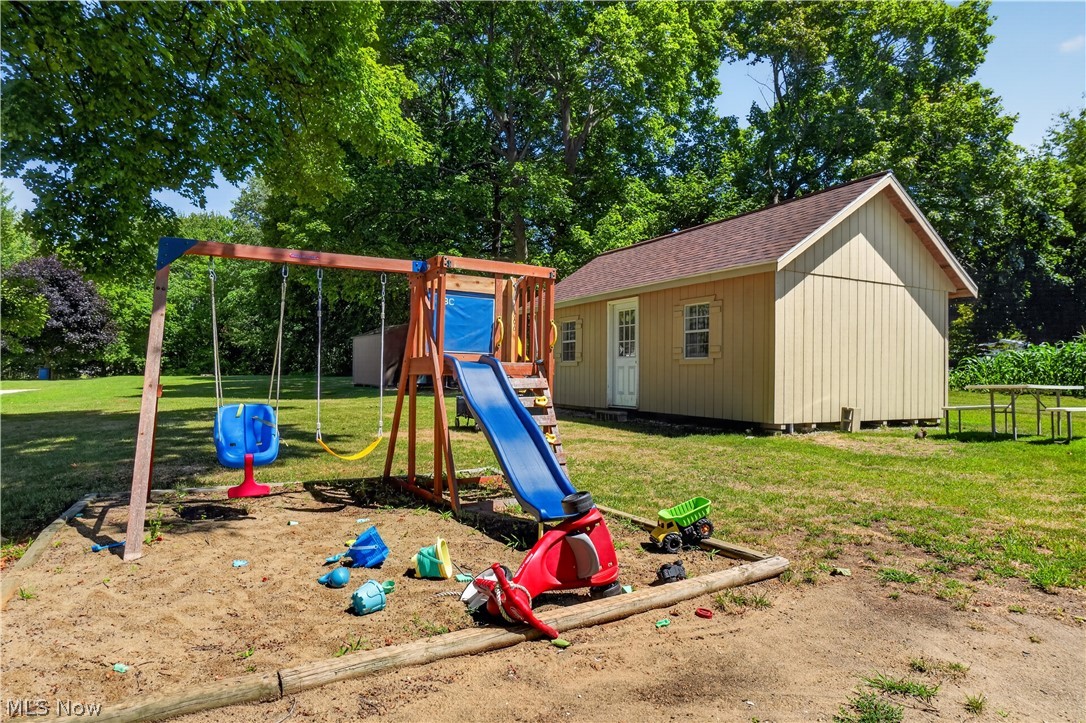 3320 Ridgewood Avenue Ashtabula OH 44004