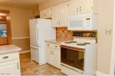 148 Marcia Drive Youngstown OH 44515