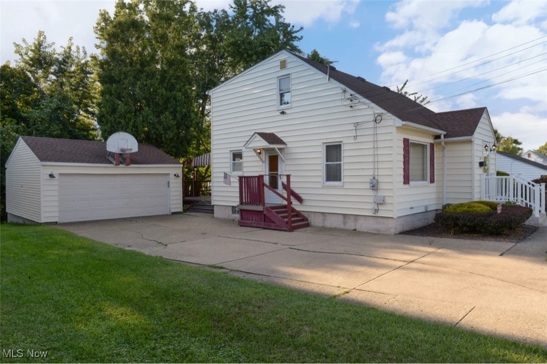 148 Marcia Drive Youngstown OH 44515