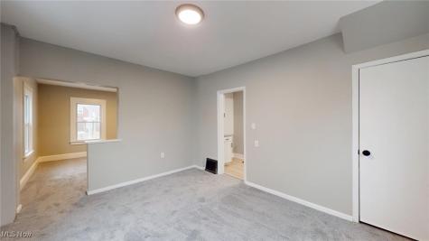 4357 W 52nd Street Cleveland OH 44144