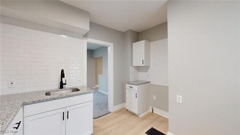 4357 W 52nd Street Cleveland OH 44144