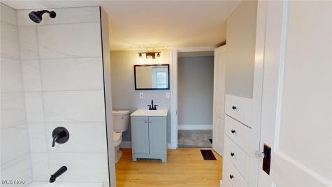 4357 W 52nd Street Cleveland OH 44144