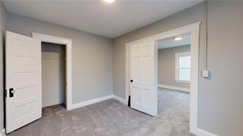 4357 W 52nd Street Cleveland OH 44144