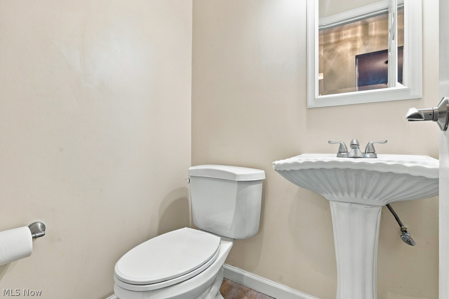 11075 Washington Street Chagrin Falls OH 44023