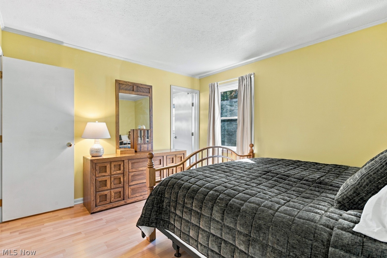 11075 Washington Street Chagrin Falls OH 44023
