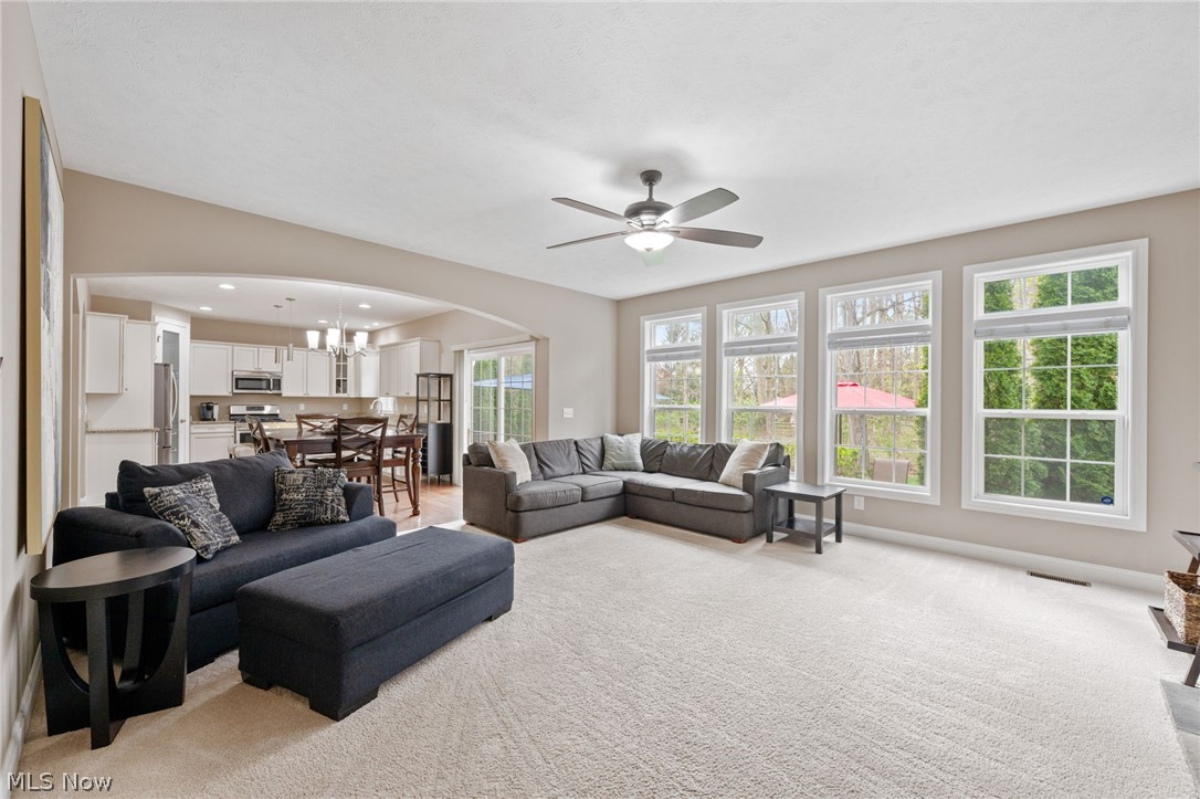 6638 Hidden Woods Trail Mayfield OH 44143
