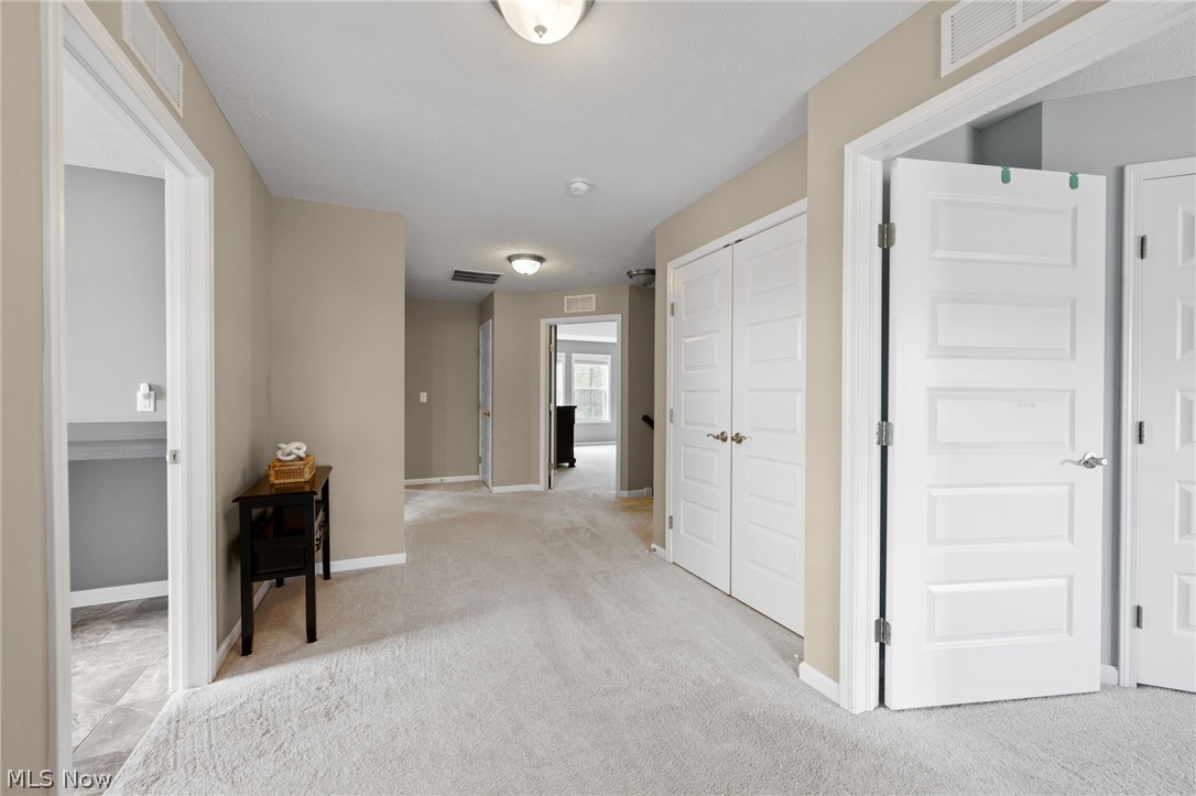6638 Hidden Woods Trail Mayfield OH 44143