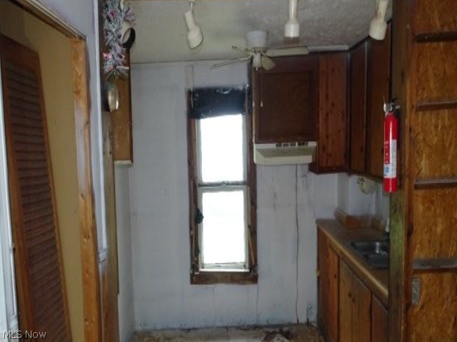 517 Dewitt Street Lorain OH 44055