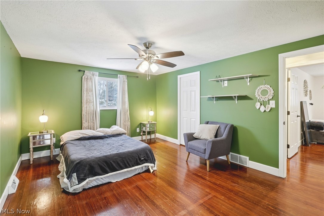 5560 Elm Hill Drive Solon OH 44139