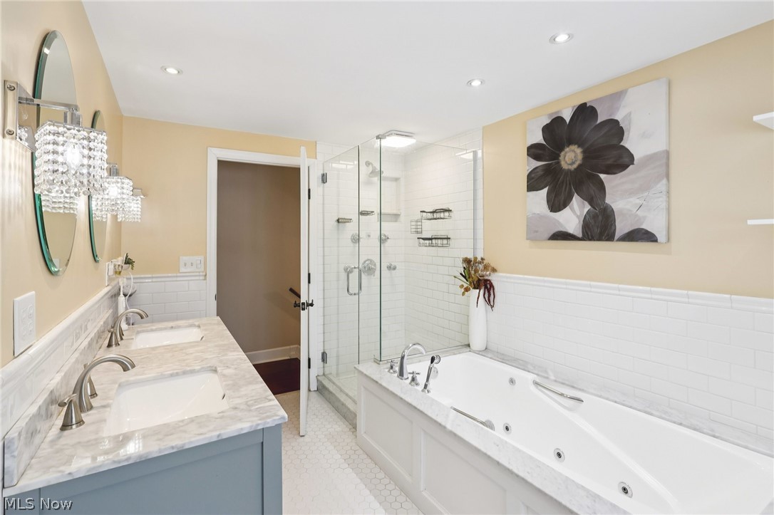 5560 Elm Hill Drive Solon OH 44139