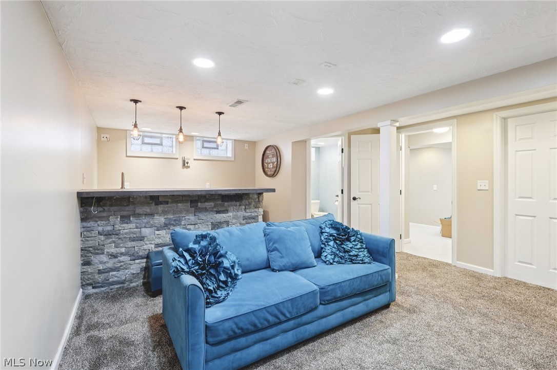 5560 Elm Hill Drive Solon OH 44139