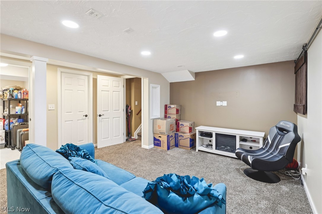 5560 Elm Hill Drive Solon OH 44139