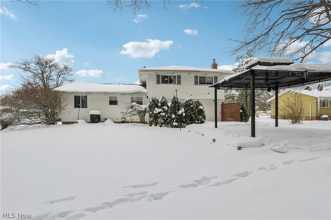 5560 Elm Hill Drive Solon OH 44139