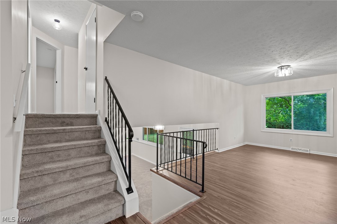 42650 Adelbert Street Elyria OH 44035
