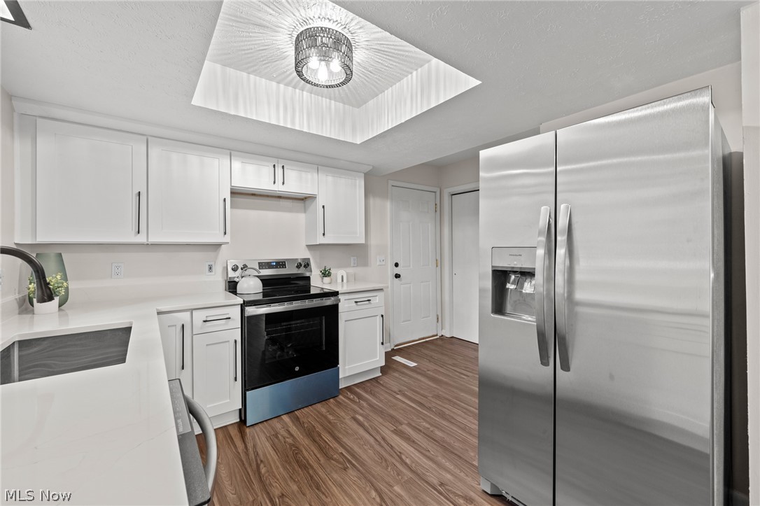 42650 Adelbert Street Elyria OH 44035