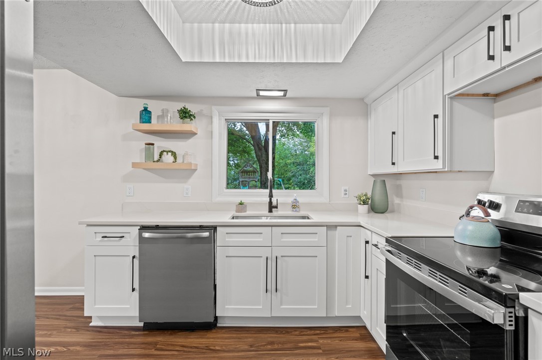 42650 Adelbert Street Elyria OH 44035