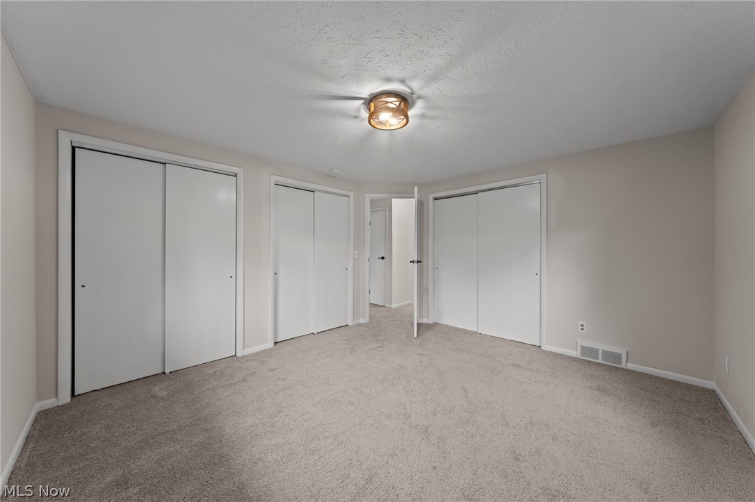 42650 Adelbert Street Elyria OH 44035