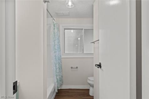 42650 Adelbert Street Elyria OH 44035
