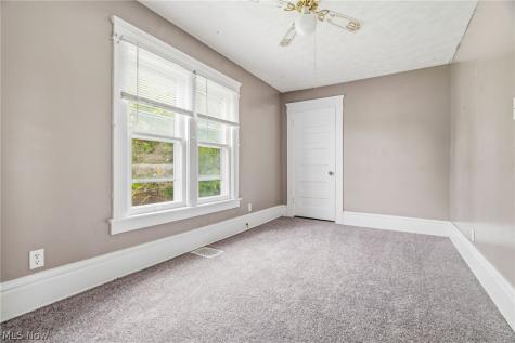 330 W Market Street Alliance OH 44601