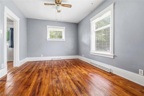 330 W Market Street Alliance OH 44601