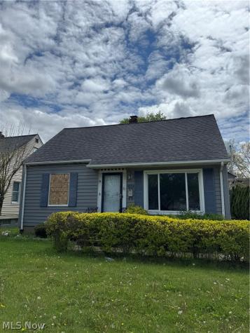 13402 Shady Oak Boulevard Garfield Heights OH 44125