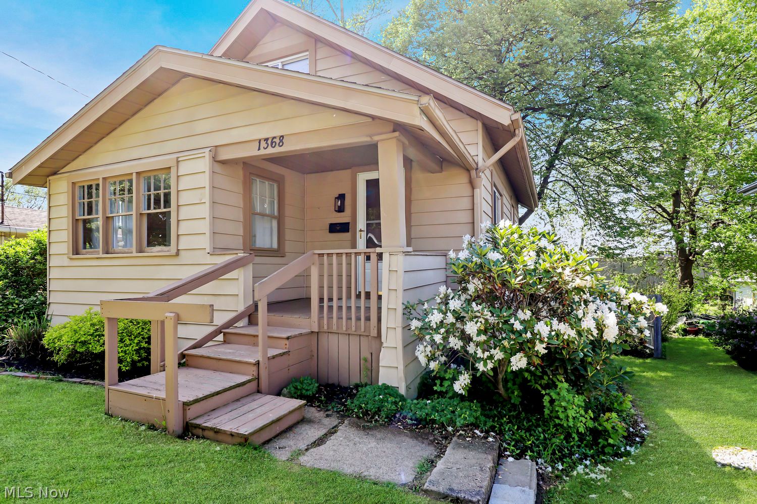 1368 Vane Avenue Akron OH 44310