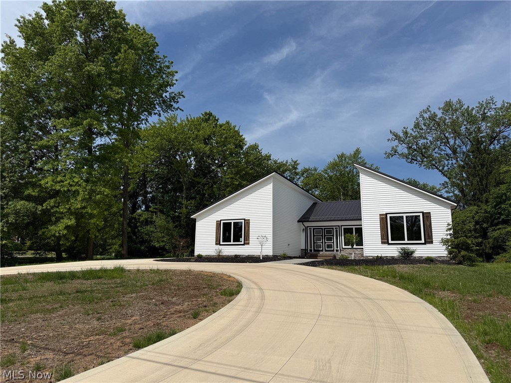3940 Ellendale Road Chagrin Falls OH 44022