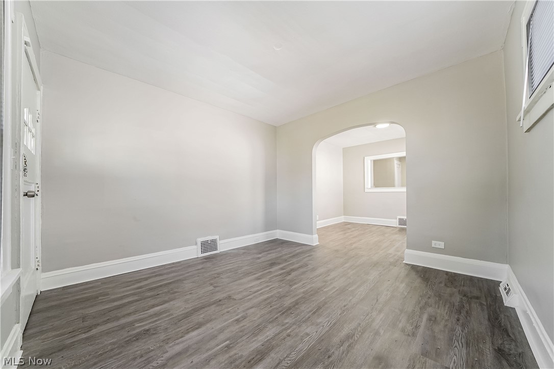 1462 E 173rd Street Cleveland OH 44110